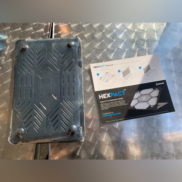 IBENZER НЕХРАСТ Designed for 11" MacBook Air - Picture 4 of 4